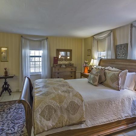 Colby Hill Inn Henniker Exterior photo